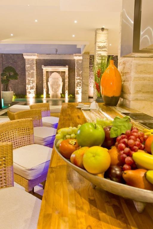 Puri Ratu Jimbaran Villa Экстерьер фото