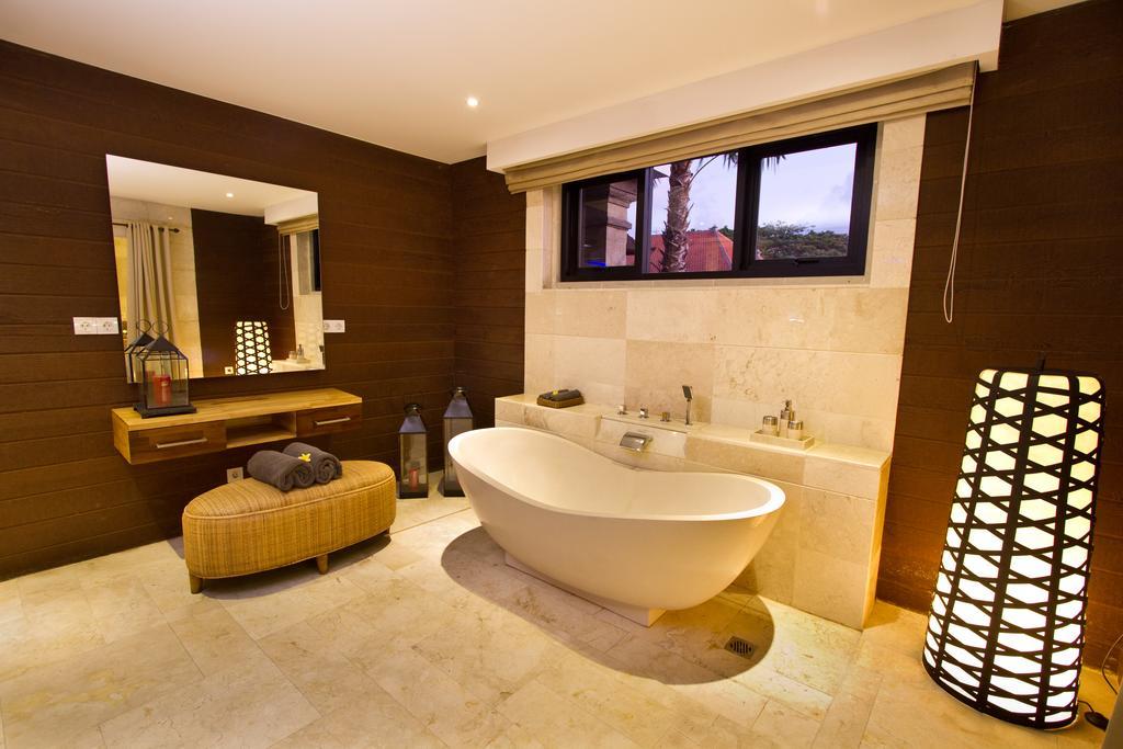 Puri Ratu Jimbaran Villa Экстерьер фото