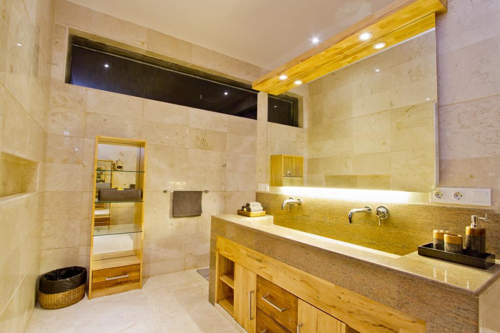 Puri Ratu Jimbaran Villa Экстерьер фото